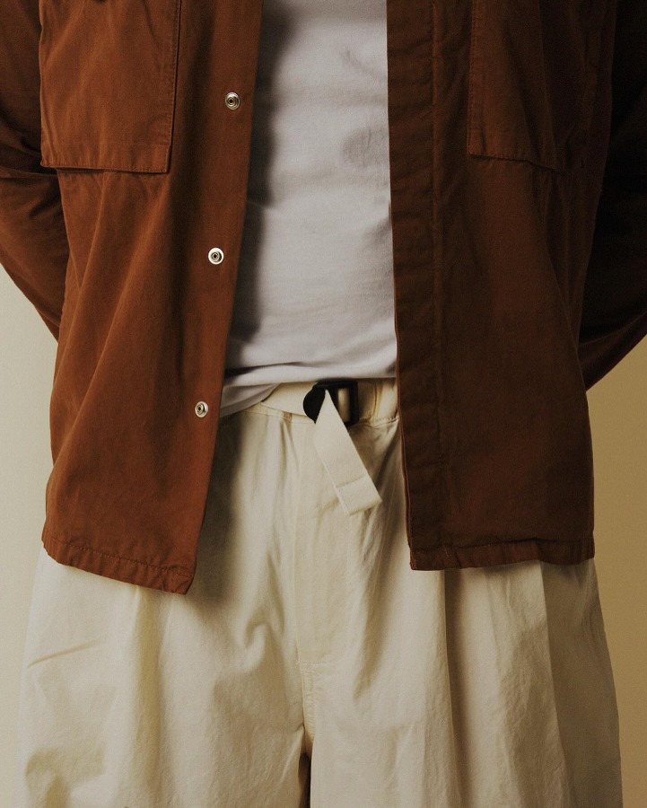 Two tuck wide pants cream @coolculture.it
